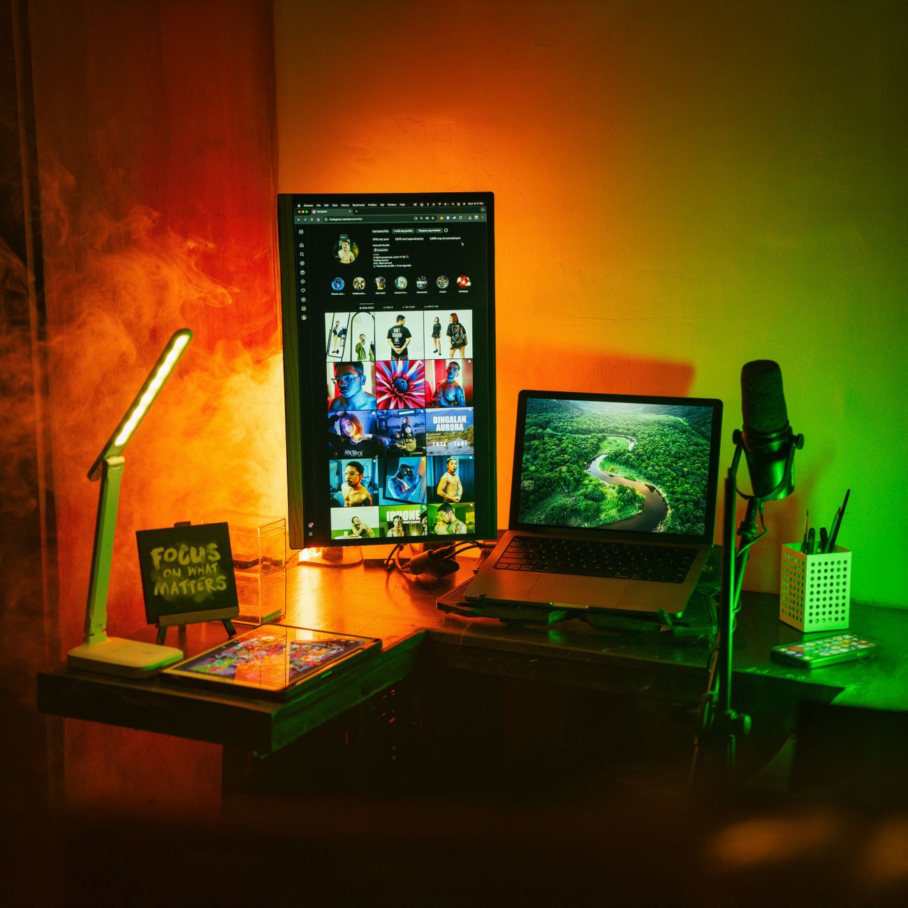 Full HD LED TV Model-14iq - Panasonic